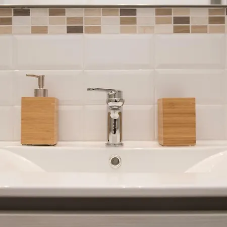 Delizioso All'aurelio Apartment *